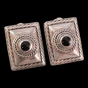 Vintage Sterling Onyx Rectangle Cable Detail Post Earrings